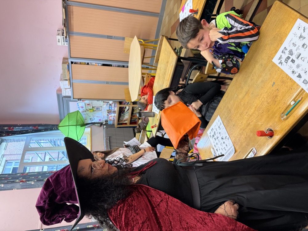 halloween_100.jpg